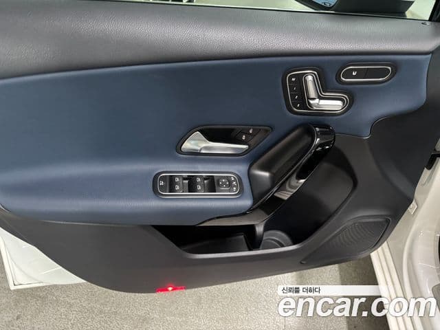 Mercedes-Benz A-класс W177 A220 хэтчбек, 2019 14