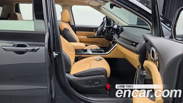 Kia Carnival 4세대 Signature, 2023 10