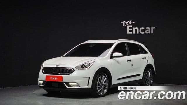 Kia Niro Prestige, 2019 1