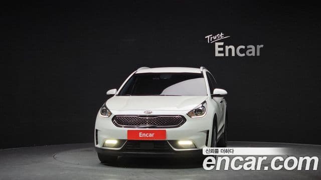 Kia Niro Prestige, 2019 3