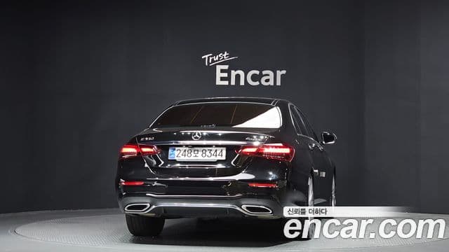 Mercedes-Benz E-класс W213 AMG Line, 2022 4