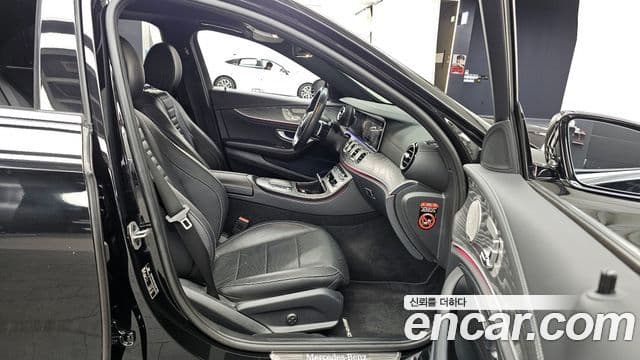 Mercedes-Benz E-класс W213 AMG Line, 2022 11