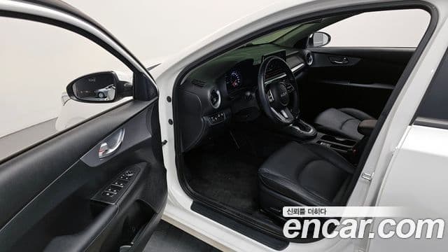Kia The / новый New K3 2세대 Trendy, 2022 10