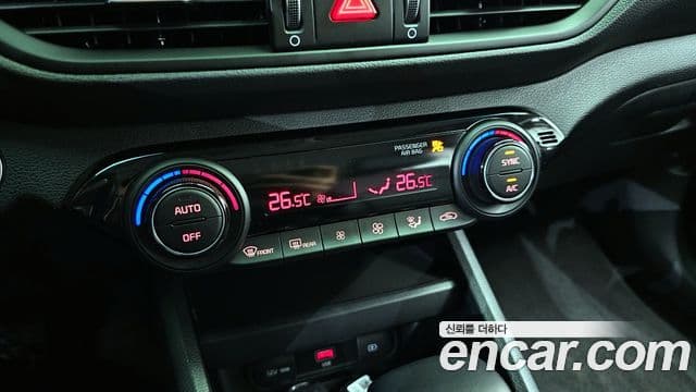 Kia The / новый New K3 2세대 Trendy, 2022 18