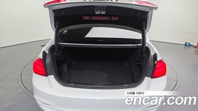 BMW 3시리즈 (F30), 2018 20