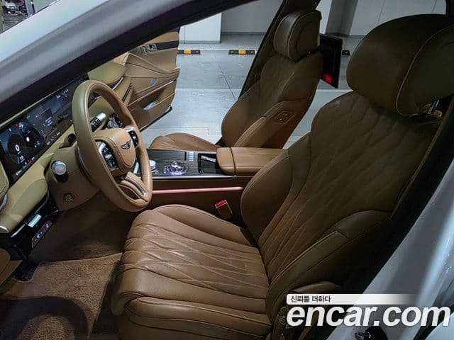 Genesis G80 (RG3) бензин 2.5 турбо AWD, 2025 10