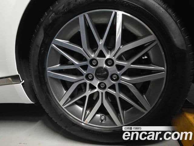 Genesis G80 (RG3) бензин 2.5 турбо AWD, 2025 19