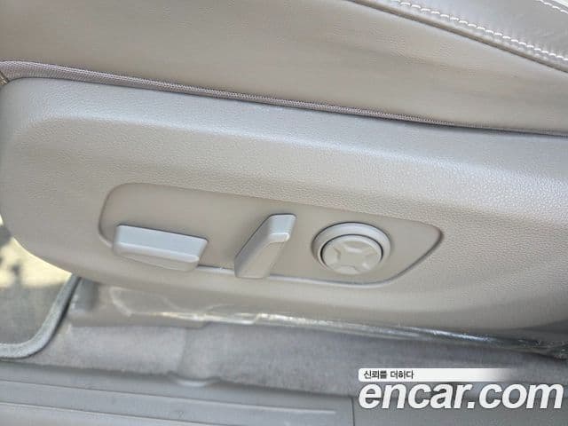Kia Carnival 4세대 Signature, 2023 9