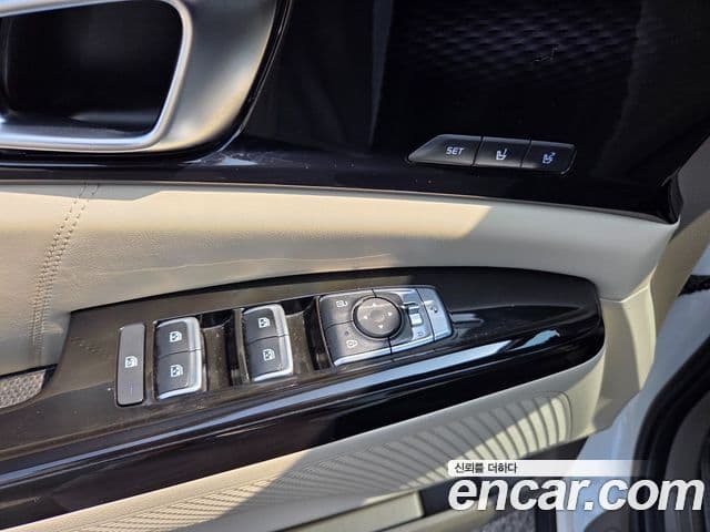Kia Carnival 4세대 Signature, 2023 10