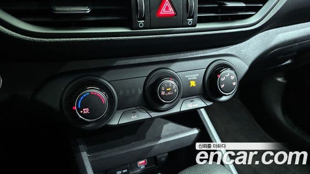 Kia The / новый New K3 2세대 Trendy, 2022 18