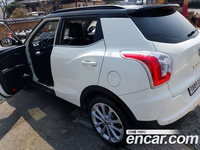 KG모빌리티(SsangYong) Tivoli дизель LX 2WD, 2017 все фото