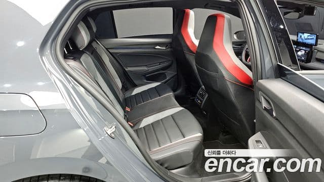 Volkswagen Гольф 8세대 2.0 GTI, 2024 12