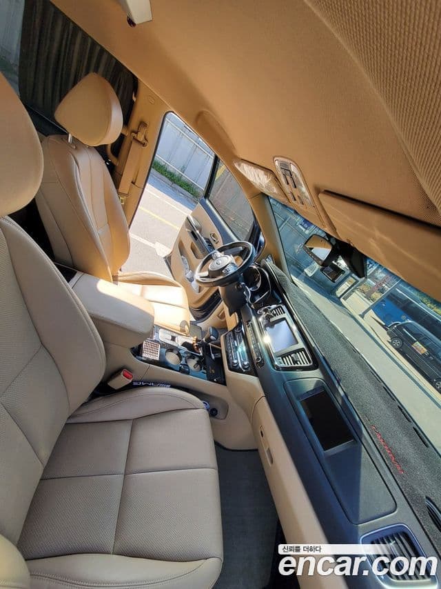 Kia The / новый New Carnival Special, 2019 все фото