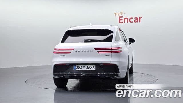 Genesis GV70, 2025 4
