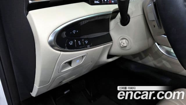 Genesis GV70, 2025 16