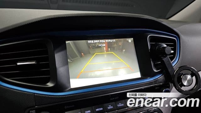 Hyundai Ioniq гибрид, 2016 15