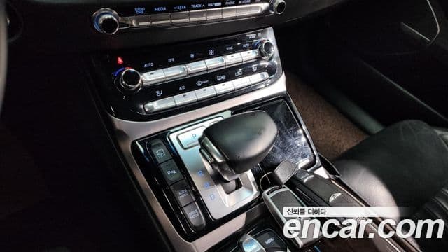 Genesis EQ900 Premium Luxury, 2016 9