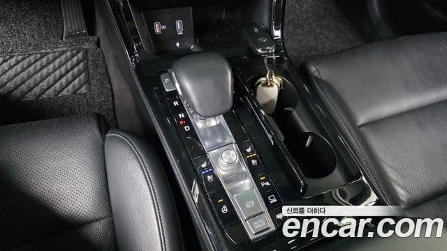 Kia K7 Premier 3.0 LPI Trendy(арендный автомобиль), 2020 9