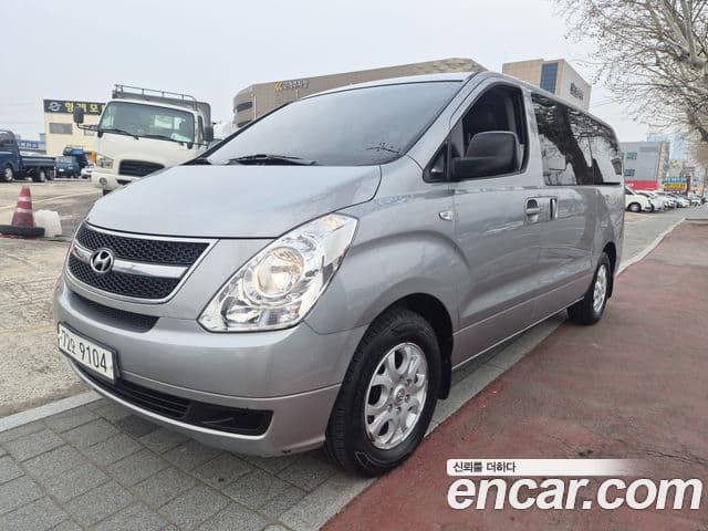 Hyundai Grand Starex CVX Deluxe, 2014 1