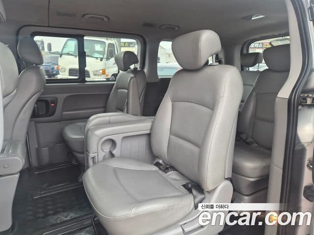 Hyundai Grand Starex CVX Deluxe, 2014 16