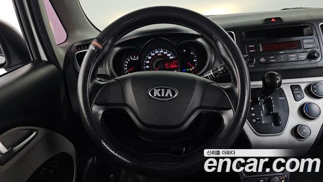 Kia Ray Luxury, 2015 13