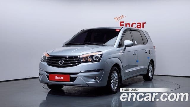KG모빌리티(SsangYong) Korando 투리스모 4WD LT 11인승, 2014 1