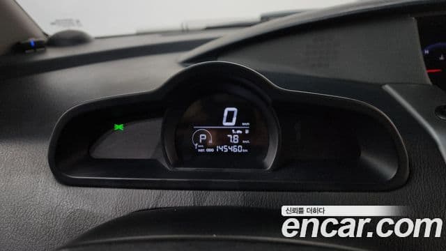 KG모빌리티(SsangYong) Korando 투리스모 4WD LT 11인승, 2014 8