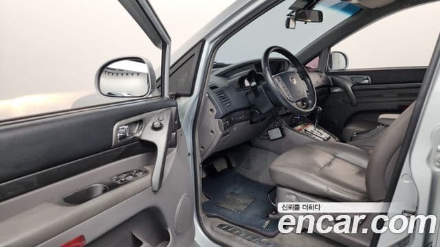 KG모빌리티(SsangYong) Korando 투리스모 4WD LT 11인승, 2014 10