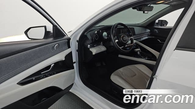 Hyundai Avante (CN7) Modern, 2023 10