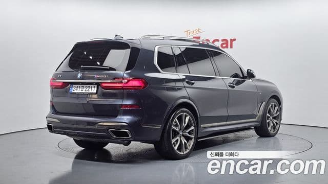 BMW X7 (G07) M50i 6인승, 2022 2