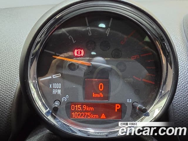 Mini Cooper D Countryman 1세대, 2016 9