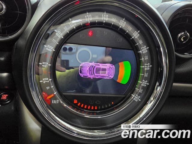 Mini Cooper D Countryman 1세대, 2016 15