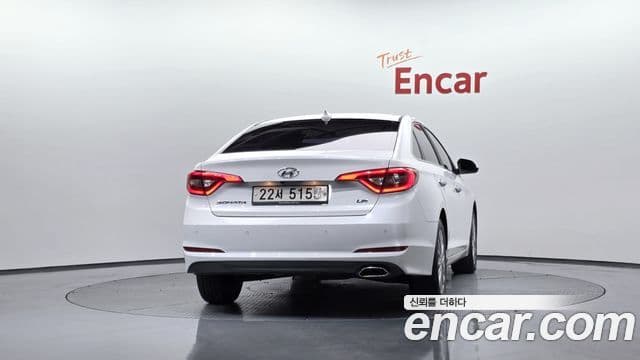 Hyundai LF Sonata Special, 2015 4