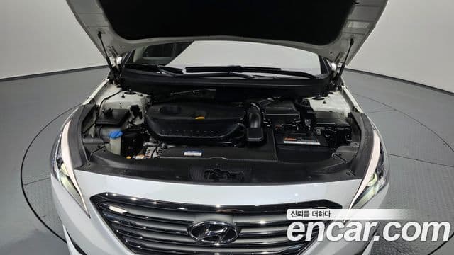 Hyundai LF Sonata Special, 2015 6