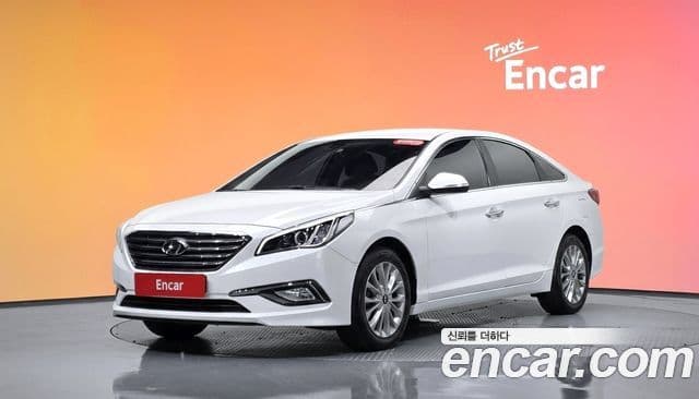 Hyundai LF Sonata Special, 2015 1