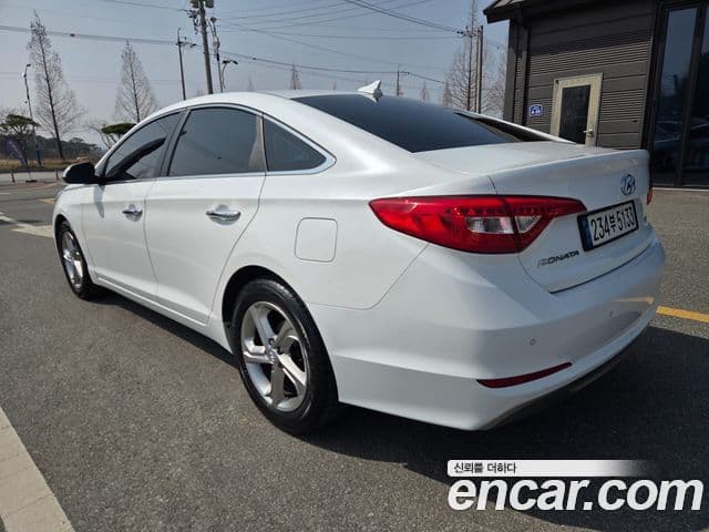 Hyundai LF Sonata Special, 2017 4
