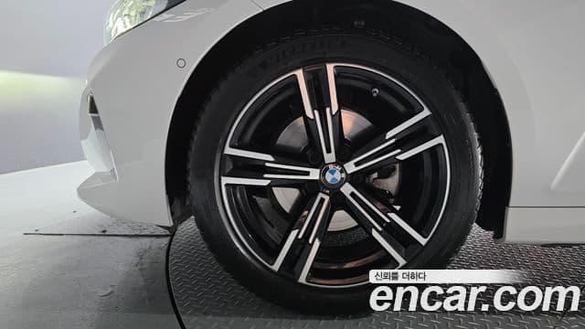 BMW 3시리즈 (G20) 320i Туринг (Touring), 2023 все фото