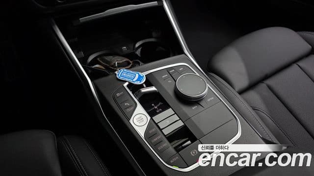 BMW 3시리즈 (G20) 320i Туринг (Touring), 2023 9