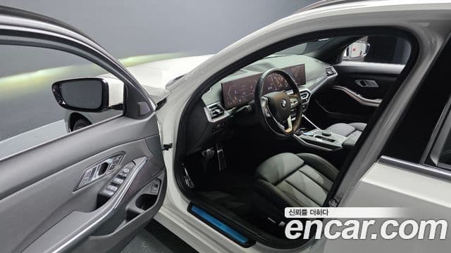 BMW 3시리즈 (G20) 320i Туринг (Touring), 2023 11