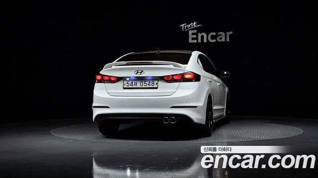 Hyundai Avante AD 1.6 GDI Smart, 2016 4