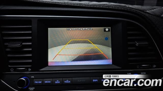 Hyundai Avante AD 1.6 GDI Smart, 2016 15