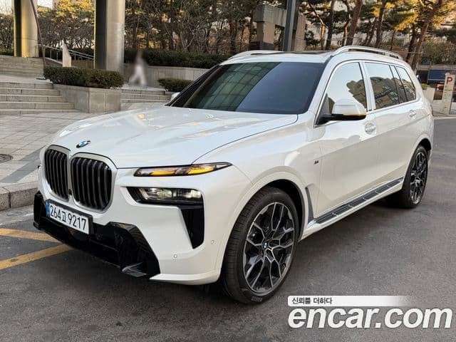 BMW X7 (G07) xDrive 40i M Sport 6인승, 2026 1