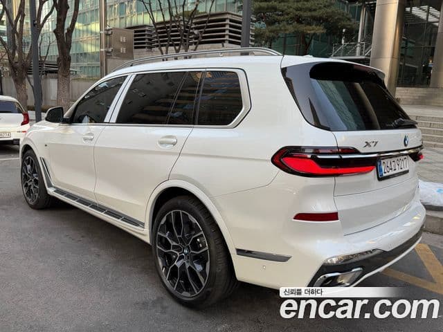 BMW X7 (G07) xDrive 40i M Sport 6인승, 2026 4
