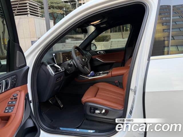BMW X7 (G07) xDrive 40i M Sport 6인승, 2026 7