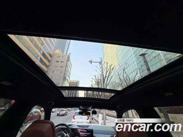 BMW X7 (G07) xDrive 40i M Sport 6인승, 2026 15