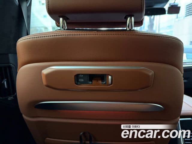 BMW X7 (G07) xDrive 40i M Sport 6인승, 2026 17