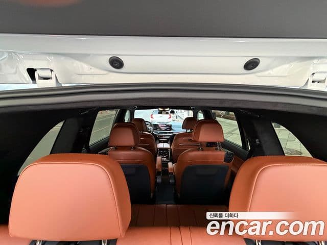 BMW X7 (G07) xDrive 40i M Sport 6인승, 2026 18