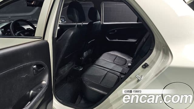 Kia All New Morning Deluxe, 2014 12