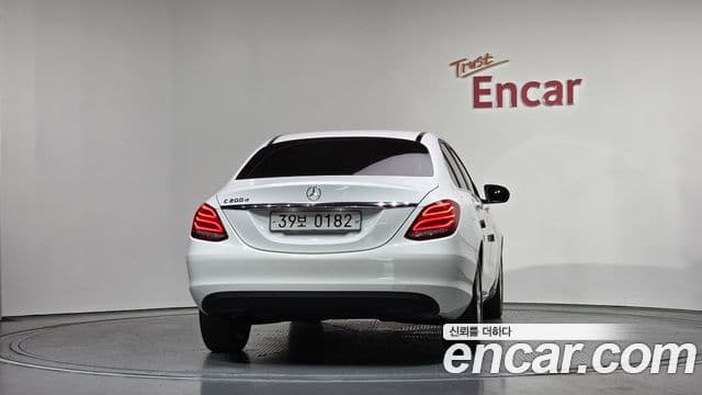 Mercedes-Benz C-класс W205 C200 d, 2017 4