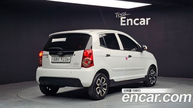 Kia 뉴모닝 люксовая версия Black Premium, 2010 2